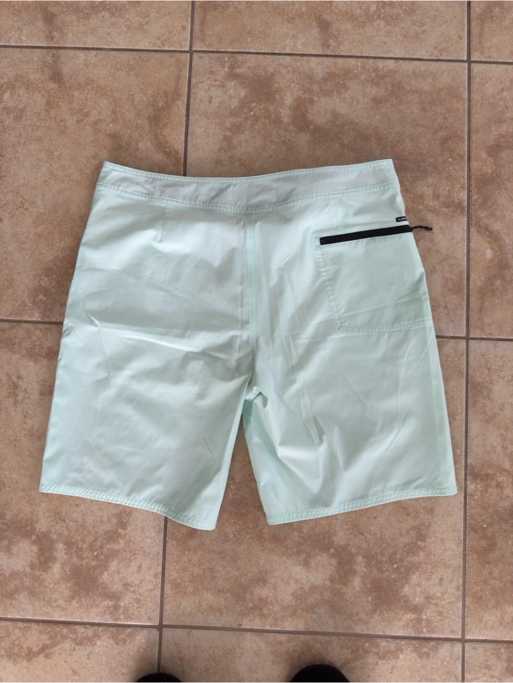 Quiksilver Men’s Minty Teal Green Board Shorts with Black Drawstring